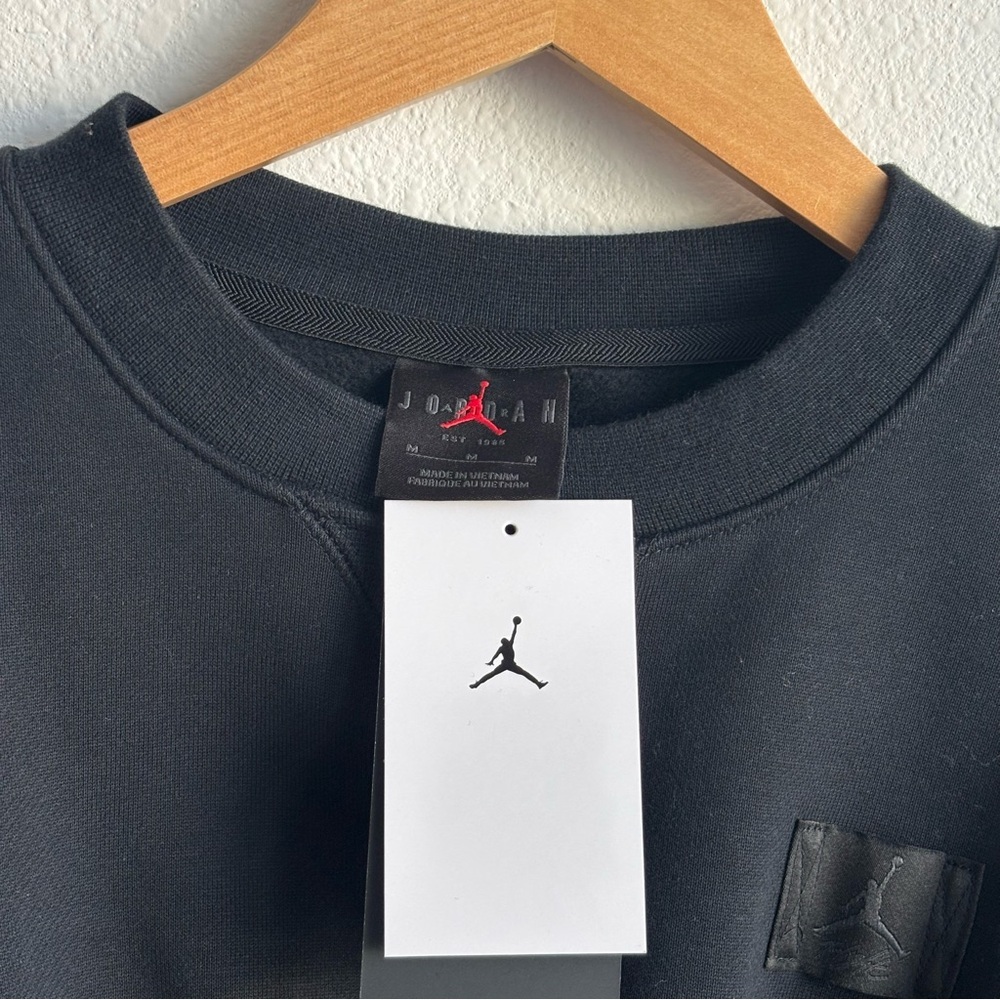 NWT Air Jordan Womens Flight Fleece Crop Sweatshirt Black Logo Pullover Hoodie M - Picture 9 of 13